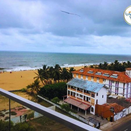 Negombo Ocean Breeze - Bliss On The Beach Luxury Apartments By Serendib Vacation Kültér fotó