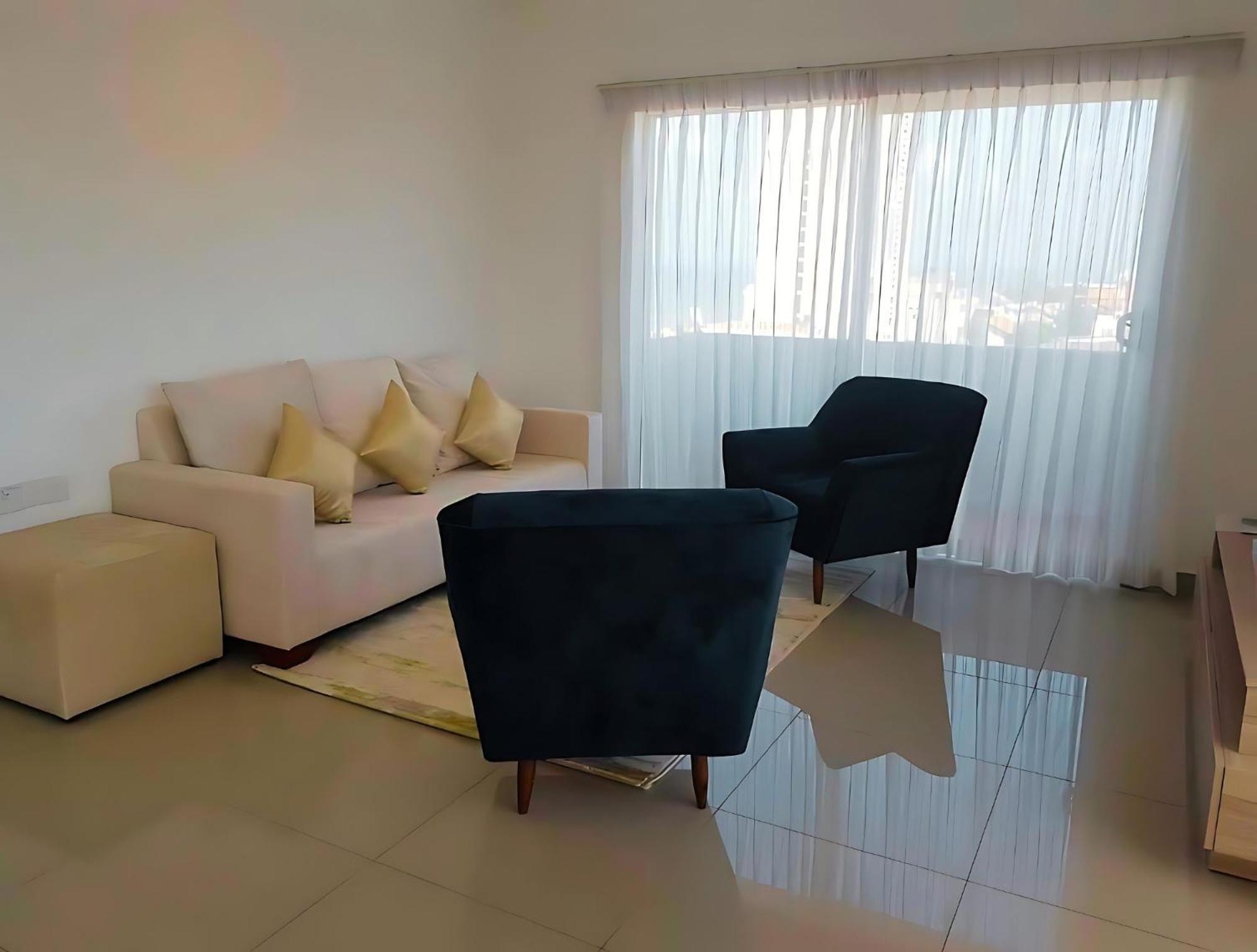 Negombo Ocean Breeze - Bliss On The Beach Luxury Apartments By Serendib Vacation Kültér fotó