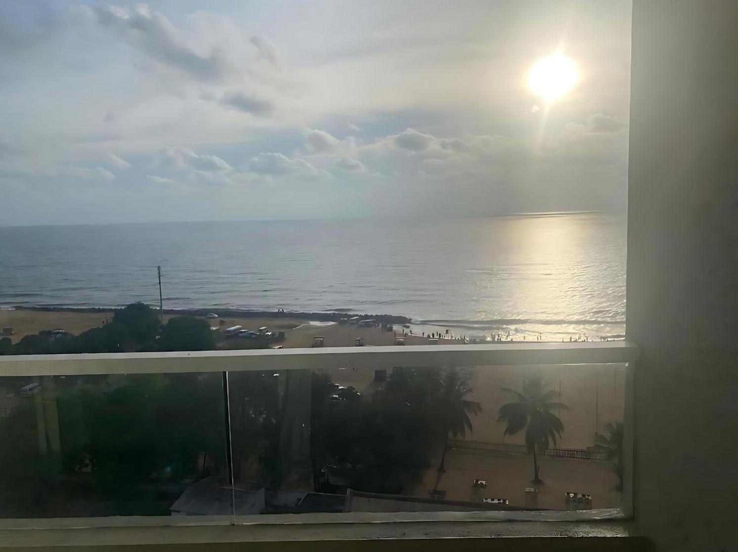 Negombo Ocean Breeze - Bliss On The Beach Luxury Apartments By Serendib Vacation Kültér fotó