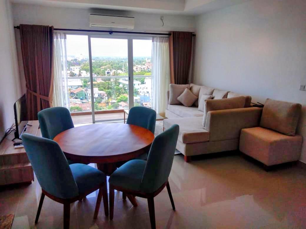 Negombo Ocean Breeze - Bliss On The Beach Luxury Apartments By Serendib Vacation Kültér fotó